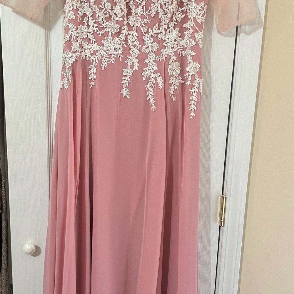 Elegant Pink Gown with White Lace